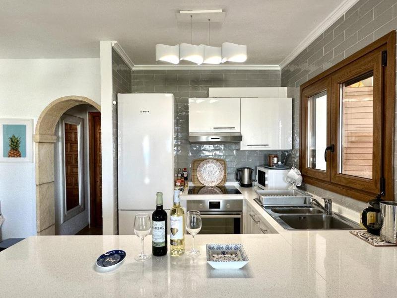 Casa Clare - 3 Bedroom Apartment In Денія Екстер'єр фото